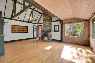 26257 Columbine Trail in Kittredge, CO - Building Photo - Building Photo