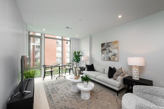 Vivre in Washington, DC - Foto de edificio - Interior Photo