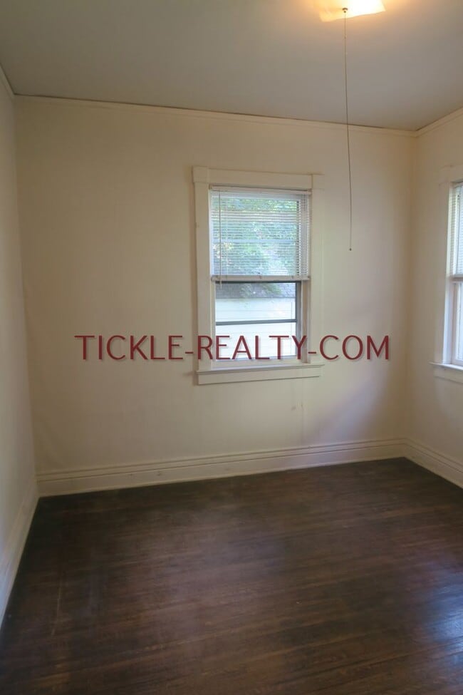 property at 626 University Ave