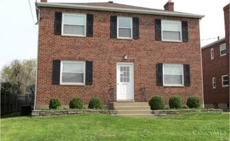 4036 Homelawn Ave in Cheviot, OH - Building Photo