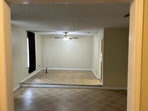 2701 Fairfield Ave in Gretna, LA - Building Photo - Building Photo