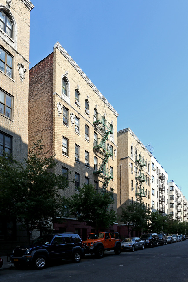 95 Thayer St in New York, NY - Building Photo - Building Photo