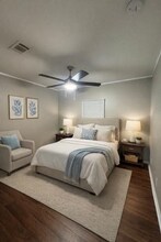 11727 Greenglen Dr in Houston, TX - Building Photo - Building Photo