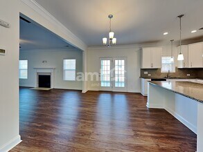 564 Whitebark Ln in Clayton, NC - Building Photo - Building Photo