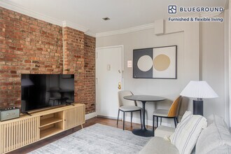 234 Mott St in New York, NY - Building Photo - Building Photo