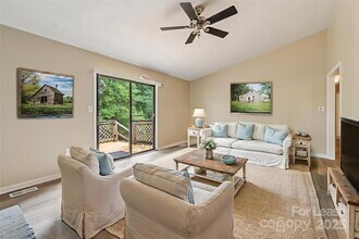 2301 Wishbone Dr in Belmont, NC - Building Photo - Building Photo