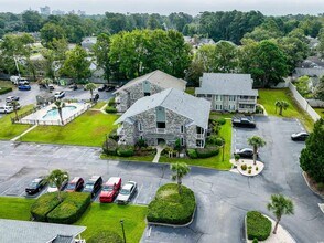 4708 Cobblestone Dr in Myrtle Beach, SC - Building Photo - Building Photo