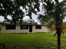 1822 Harding Ave in Sanford, FL - Building Photo