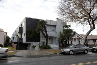 525 S Osage Ave in Inglewood, CA - Building Photo - Primary Photo