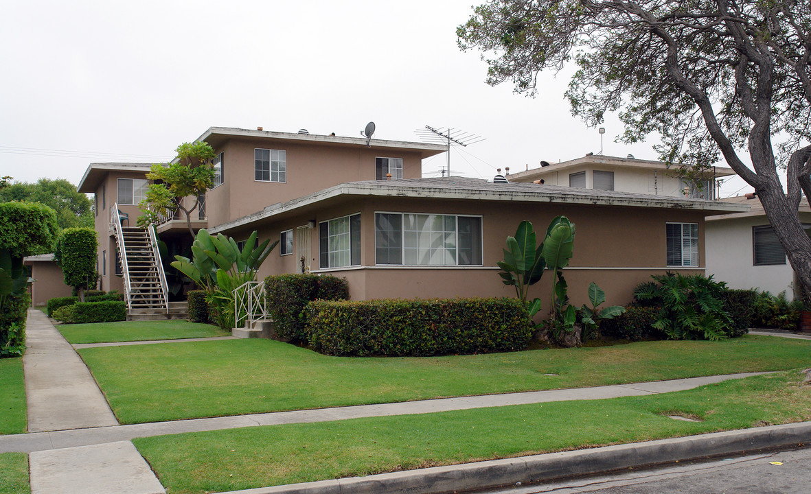 2900 W El Segundo Blvd in Hawthorne, CA - Building Photo