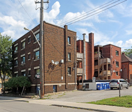 Rosedale Apartments in Hamilton, ON - Building Photo - Building Photo