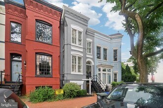 252 11th St SE in Washington, DC - Building Photo - Building Photo