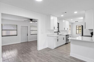 1641 Seahouse St in Sebastian, FL - Building Photo - Building Photo