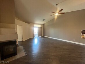 3352 Kylemore St in Las Vegas, NV - Building Photo - Building Photo