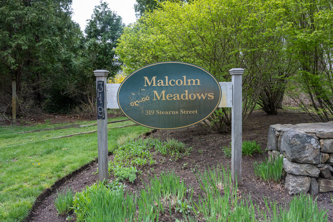 Malcolm Meadows in Carlisle, MA - Building Photo - Building Photo