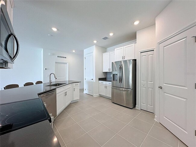 1870 Clear Sky Dr in Kissimmee, FL - Building Photo - Building Photo
