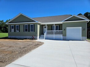 37501 Davey Jones Blvd in Greenbackville, VA - Building Photo - Building Photo