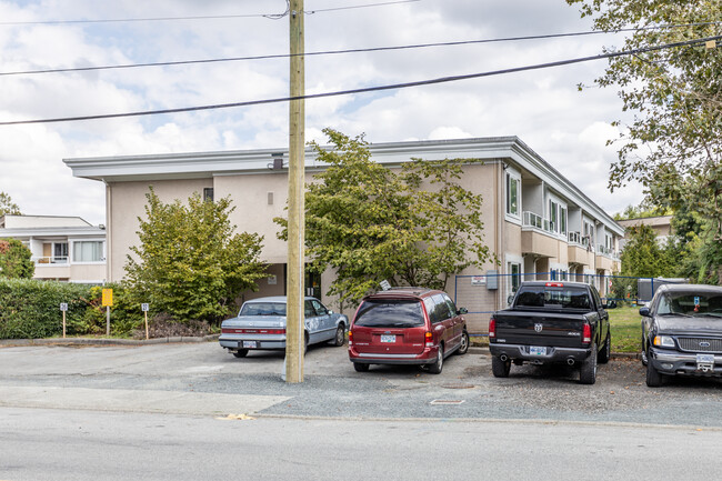 Southdale Manor I&II in Surrey, BC - Building Photo - Building Photo