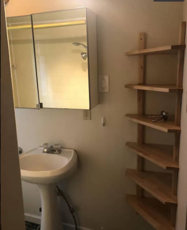 property at 5540 Avondale Pl