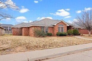 2503 Hoya Dr in Midland, TX - Building Photo