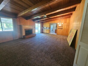 1216 W Keats Ave in Fresno, CA - Building Photo - Building Photo