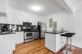 2163 Hamilton St in Regina, SK - Building Photo - Building Photo