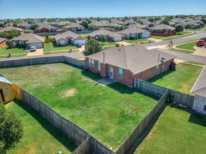 2401 NW 162nd St in Edmond, OK - Building Photo - Building Photo