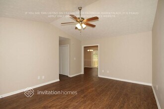 4210 Burgundy Way in Flowery Branch, GA - Building Photo - Building Photo