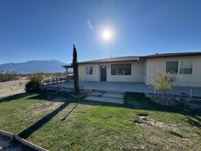 12461 United Rd in Desert Hot Springs, CA - Building Photo - Building Photo