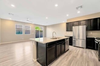 5661 Warm Light St in Las Vegas, NV - Building Photo - Building Photo