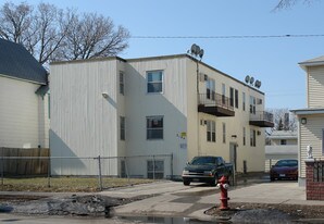 2104 Portland Ave S Apartments