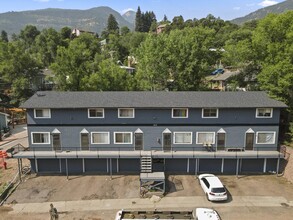 Manitou Rose Apartments in Manitou Springs, CO - Foto de edificio - Building Photo