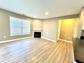 303 New Terrace Ln in Rochester, NY - Building Photo - Building Photo