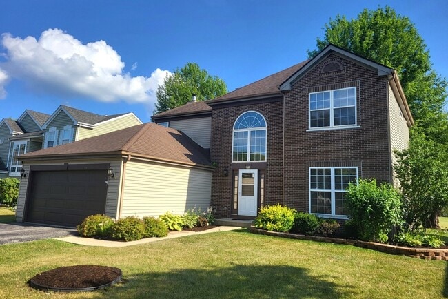 2031 Westridge Blvd in Bartlett, IL - Building Photo - Building Photo