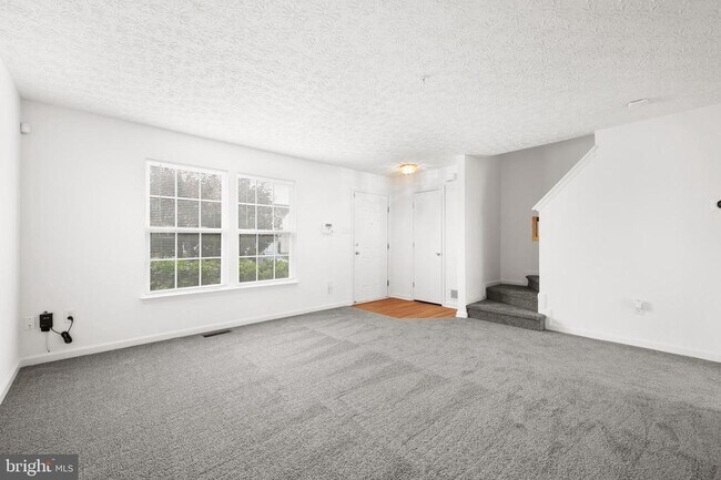 14 Gemstone Ct in Woodlawn, MD - Building Photo - Building Photo