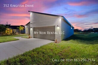 352 Kingfish Dr in Poinciana, FL - Building Photo - Building Photo