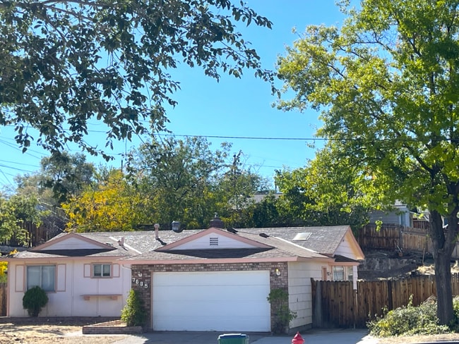 property at 7685 Carlyle Dr