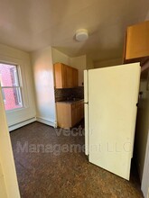 1160 Dixwell Ave in Hamden, CT - Building Photo - Building Photo