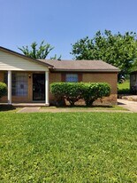 3677 Hillbrook Rd in Memphis, TN - Building Photo