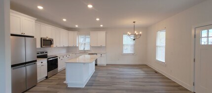 2411 E 14th St in Chattanooga, TN - Building Photo - Building Photo