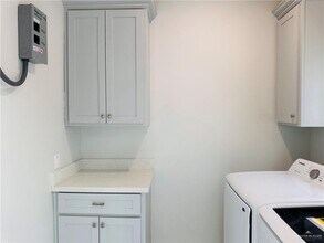 17 N Crown Point in Pharr, TX - Building Photo - Building Photo