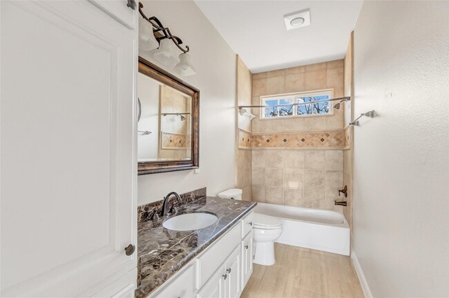 property at 135 Low Country Ln