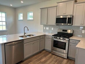 15613 Capps Rd in Charlotte, NC - Building Photo - Building Photo