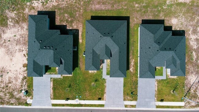 13 N 37th St in McAllen, TX - Building Photo - Building Photo