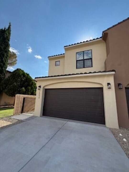 1003 N Armijo St in Las Cruces, NM - Building Photo