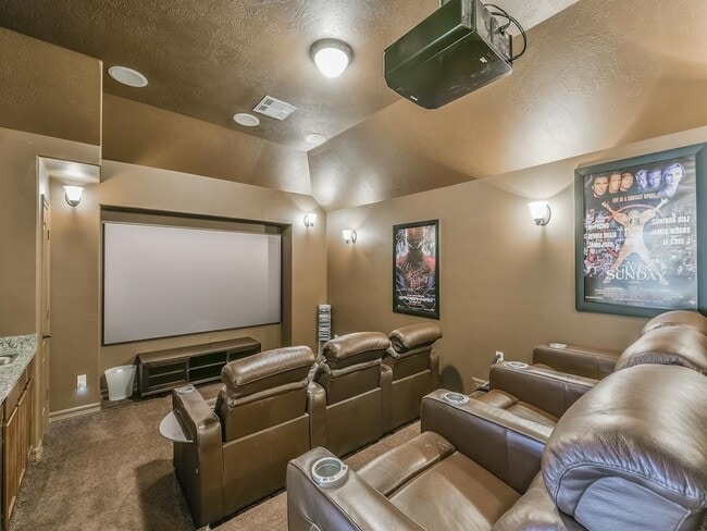 property at 2210 Pearl Bay Ct