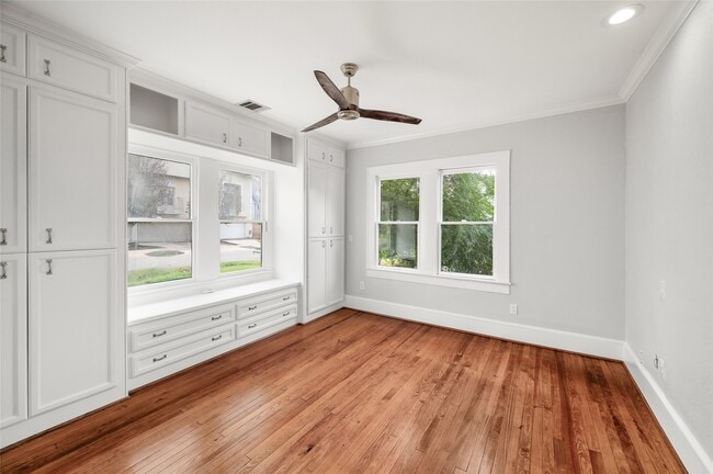 property at 334 E 24th St