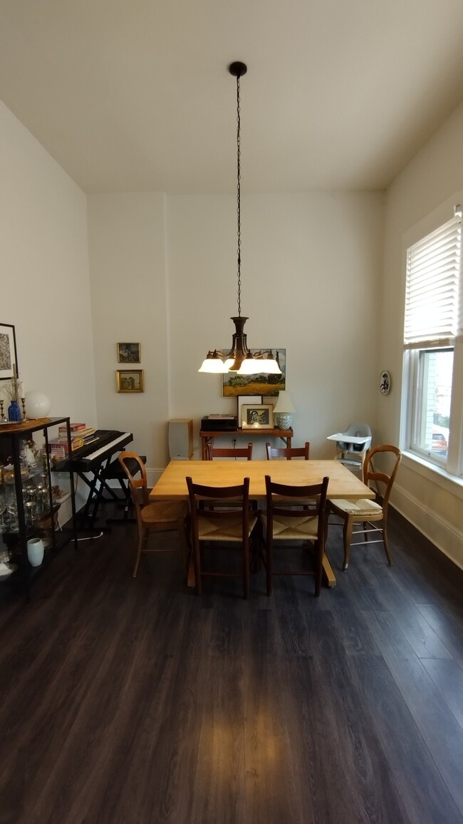 property at 139 N 4th St