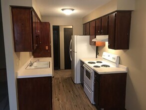 795 East 6th St in St. Paul, MN - Foto de edificio - Building Photo