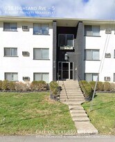 918 Highland Ave in Fort Wright, KY - Building Photo